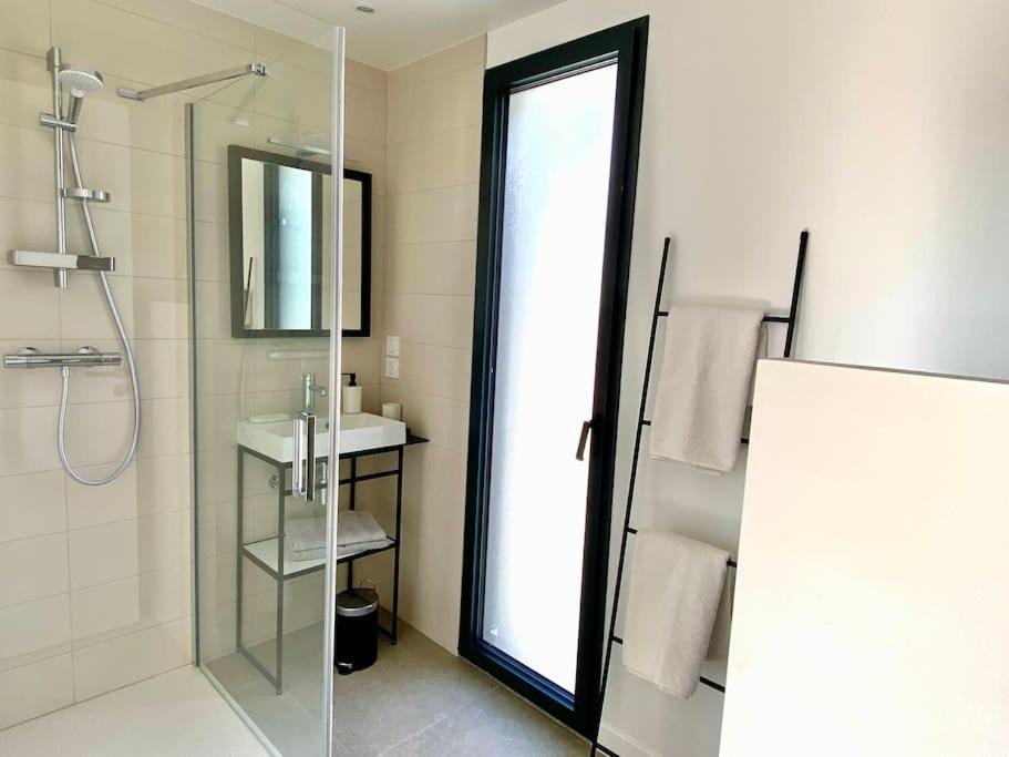 Magnifique T2 Neuf, Proche Gare, Parking Facile Appartement Vannes Buitenkant foto